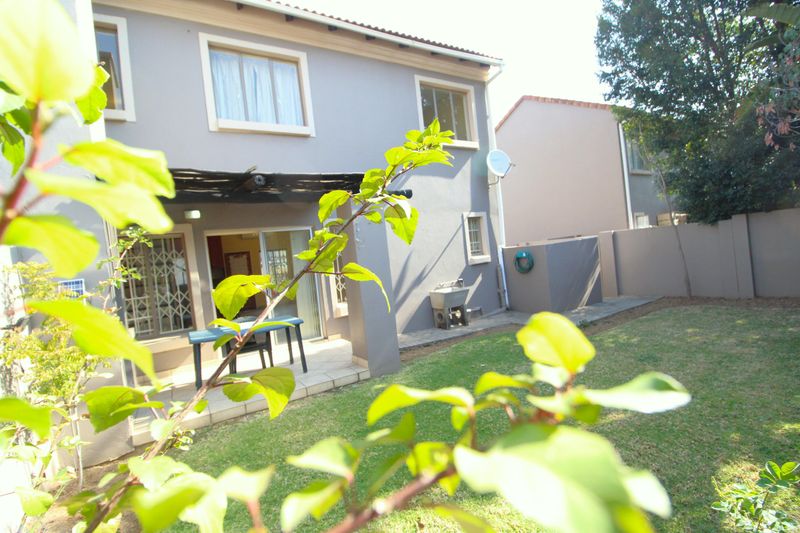 A great home, Newly renovated, Great complex for absolutely GREAT PRICE - HALFWAY GARDENS MIDRAND