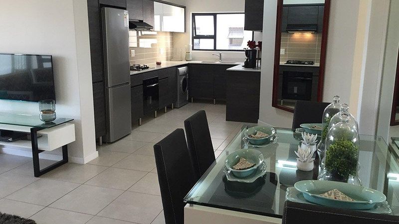 Townhouse in Greenstone Hill For Sale