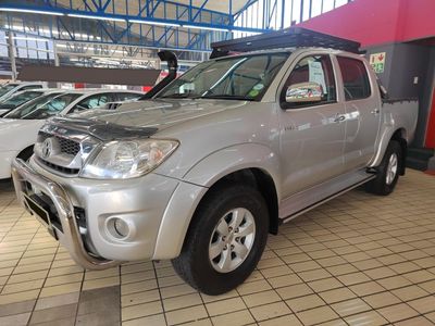 2011 Toyota Hilux 3.0 D-4D D/Cab R/B Raider AUTO, CALL BIBI 082 755 6298