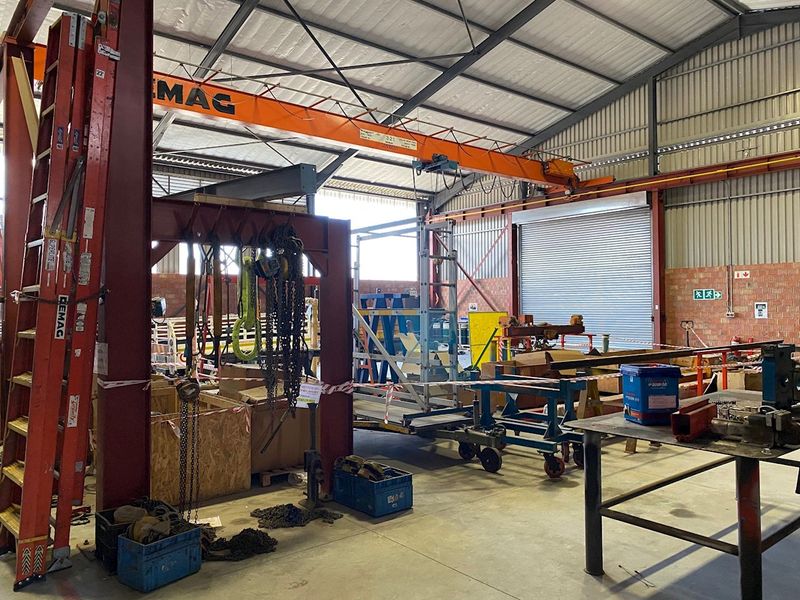 895m² Industrial To Let in Greenbushes at R67.00 per m²