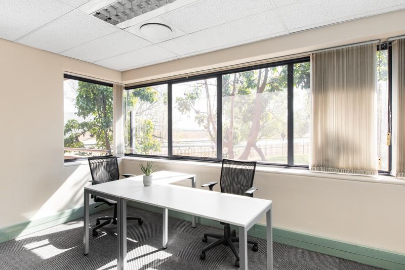 Fully serviced private office space for you and your team in Regus Eastrand Bedfordview