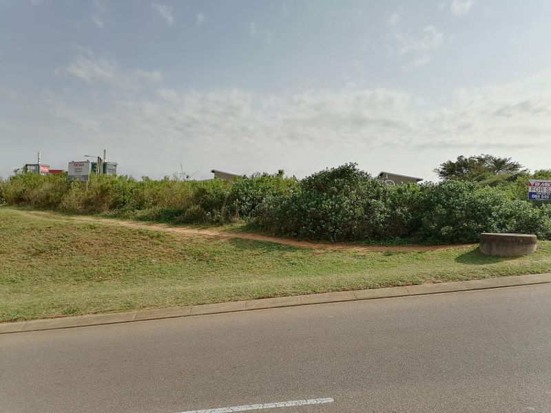 PERFECTLY POSITIONED LAND - BALLITO BUSINESS AREA