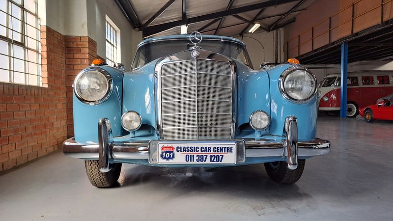 1958 Mercedes-Benz 220SE Coupe LHD