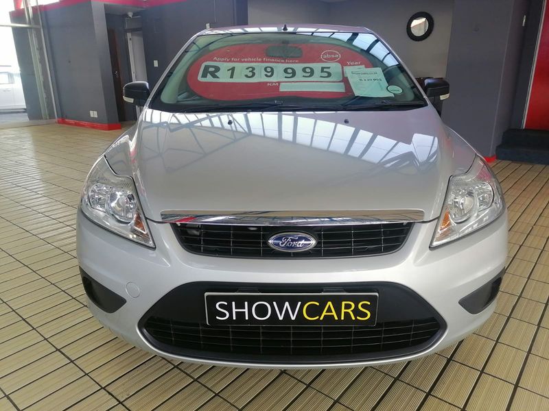 Silver Ford Focus 1.8 Ambiente 5-door with 61540km available now!