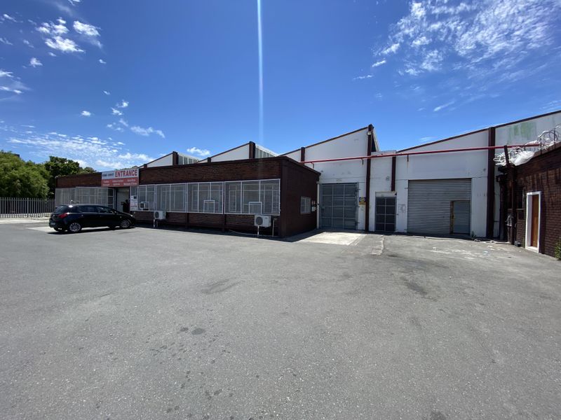 BOFORS CIRCLE | WAREHOUSE FOR SALE | EPPING INDUSTRIAL | 8215SQM