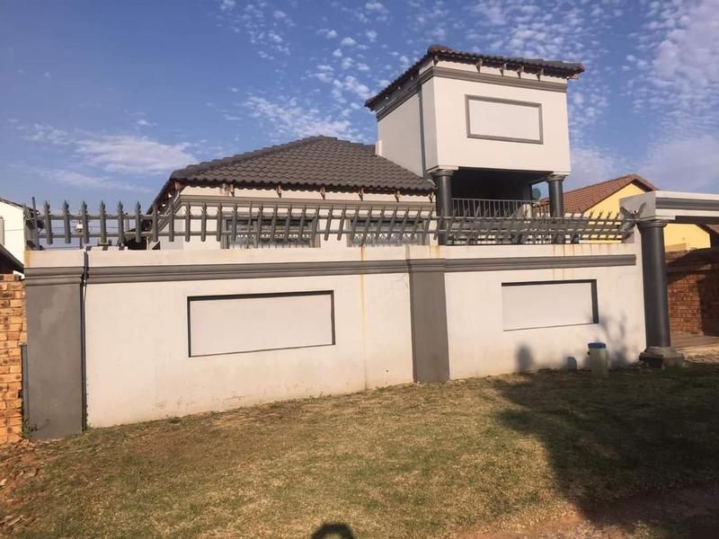 4 BEDROOM CLASSY HOUSE FOR SALE IN ENNERDALE