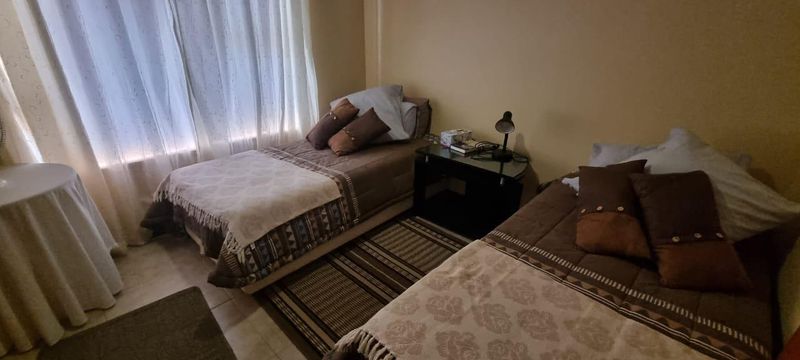 4 Bedroom Self Catering House in Hartenbos Central