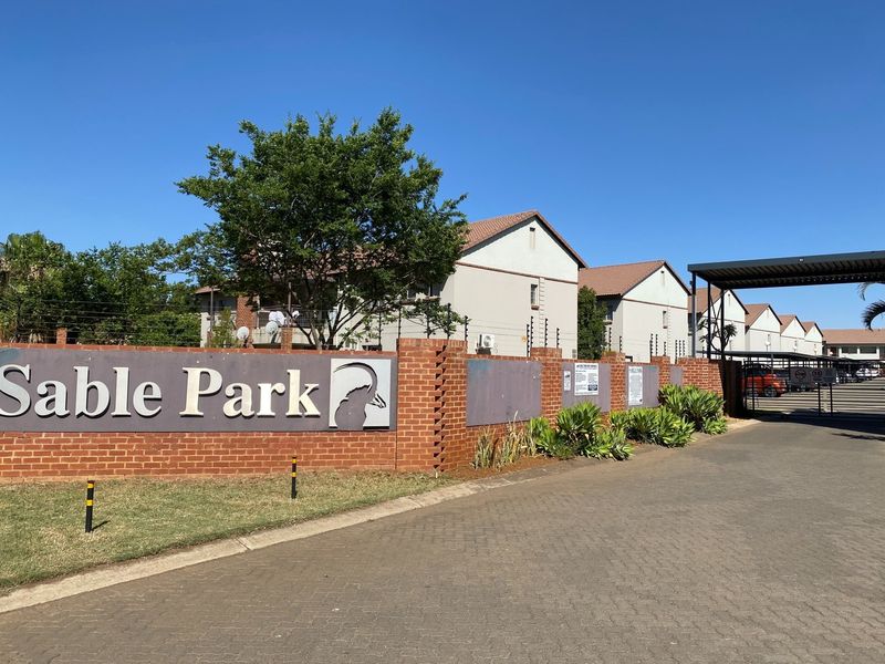 3 Bedroom Gated Estate For Sale in Waterval East