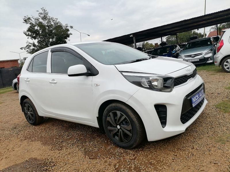 2023 Kia Picanto 1.0 AT, White with 9000km available now!