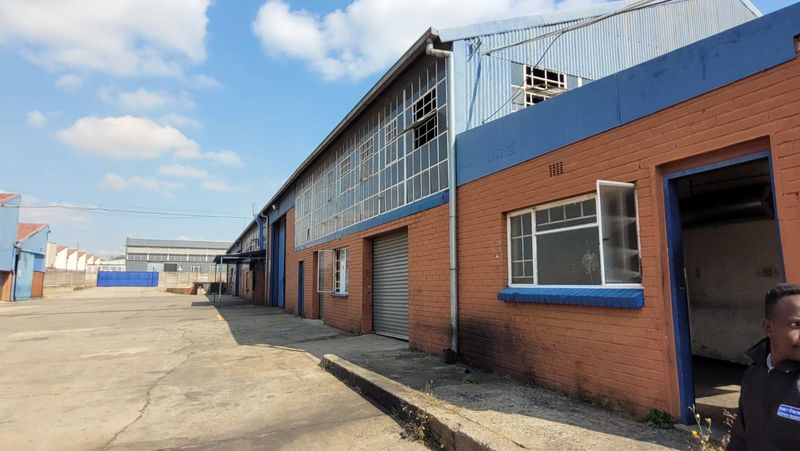 Warehouses available for rent in Spartan