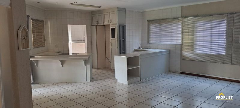 Townhouse to rent in Baillie Park, Potchefstroom, North West