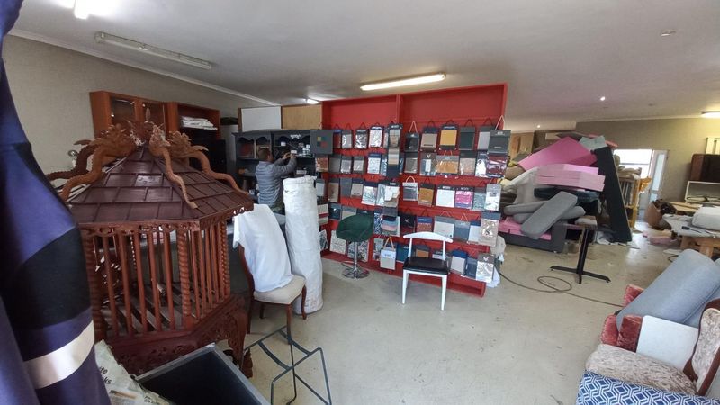 Mini units for sale in Rosenpark - Tyger valley