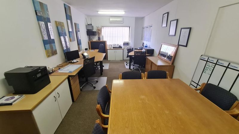 31m2 Office to Let - Hoheizen Office Park