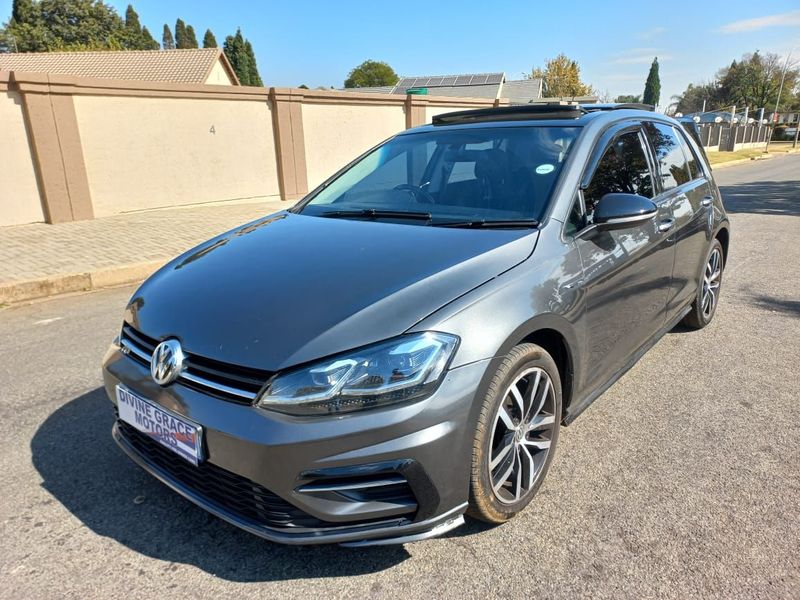 Volkswagen Golf 7 2.0 R line, Grey with 119000km, for sale!