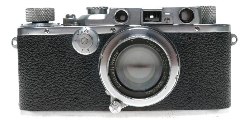 Leica IIIf 35mm film camera with Summar 5cm 1:2 lens case cap