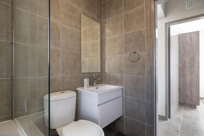 Welcome to the premier security complex in the North that offers a unique and spacious living exp...