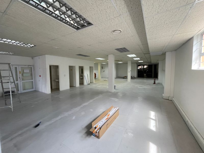 The perfect blend of office and light industrial space to LET in Wale Street, Cape Town City Centre