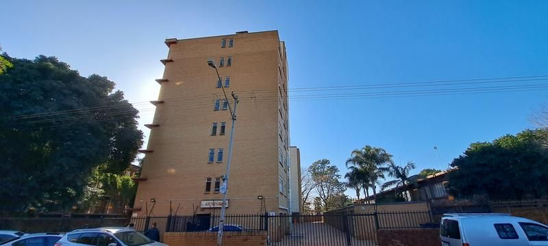 Fully tilled need 2 bedroom unit with a garage close to the mountain Pretoria North
