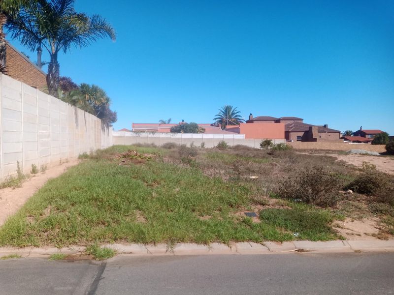 Sole Mandate to a prime piece of vacant land for sale in the beautiful Vredenburg!