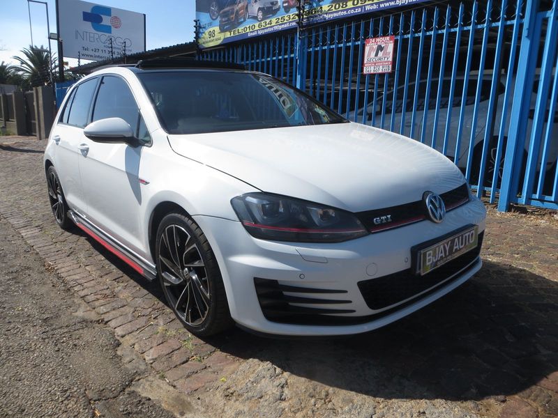 2015 Volkswagen Golf 2.0 GTI DSG, White with 89000km available now!