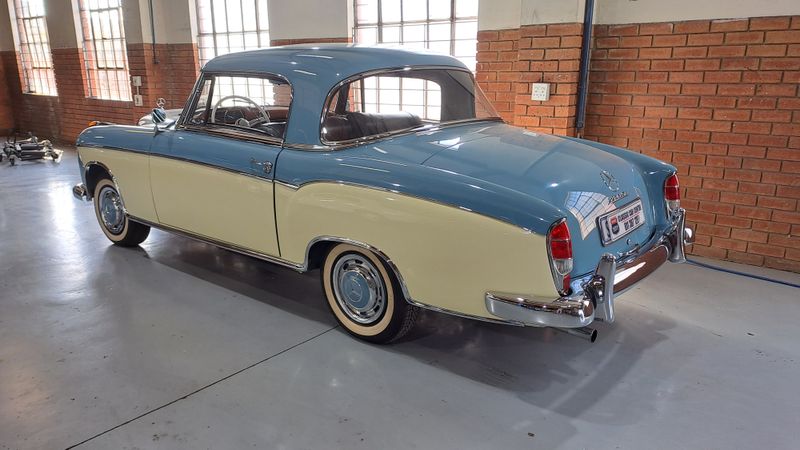 1958 Mercedes-Benz 220SE Coupe LHD