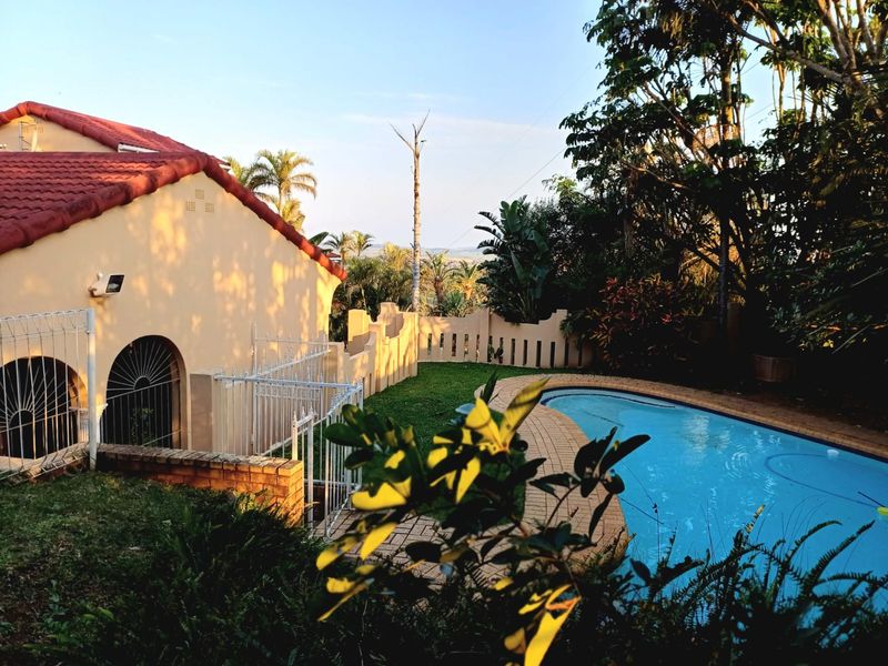 10 Bedroom Guest House For Sale in Panorama