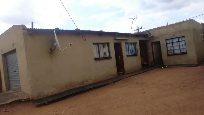 House for sale in Zonkizizwe