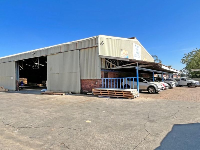 Excellent Opportunity - Warehouse/Office For Sale in Spartan