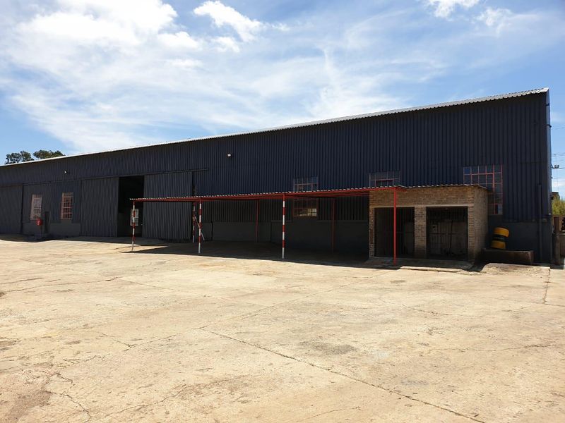 Exceptionally neat industrial facility to let / for sale in Heriotdale