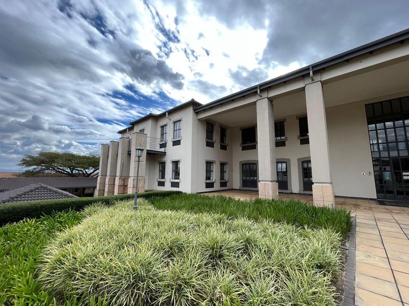 Office to let in Bryanston