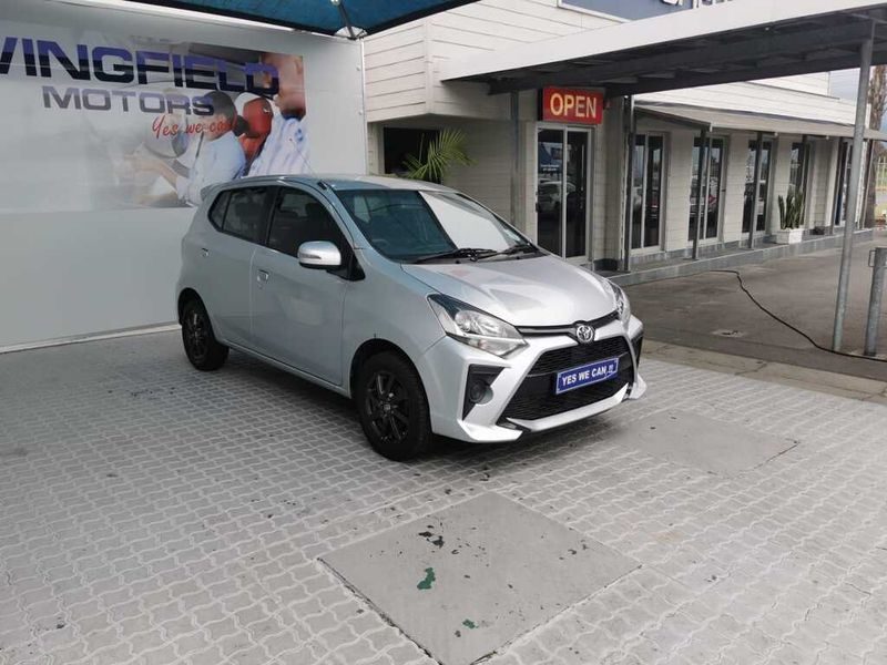 2022 Toyota Aygo 1.0 5-Door, Silver with 44000km available now!