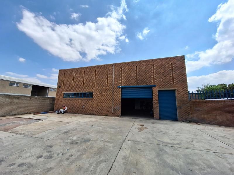 This Neat 500 sqm Industrial Facility is available FOR SALE in Stormill