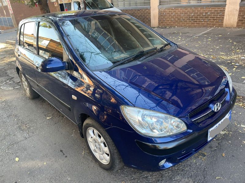 2009 Hyundai Getz 1.6, Blue with 105000km available now!