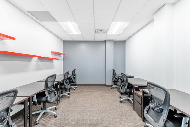 Book open plan office space for businesses of all sizes in Regus Black River Park