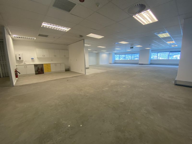 637m2 Office TO LET in Secure Building in Foreshore, Cape Town