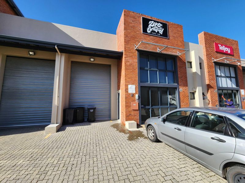 Warehouse TO LET in Brackenfell