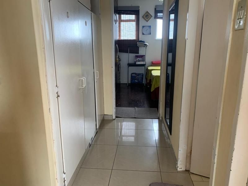 Apartment / Flat for Sale in North Beach, Durban