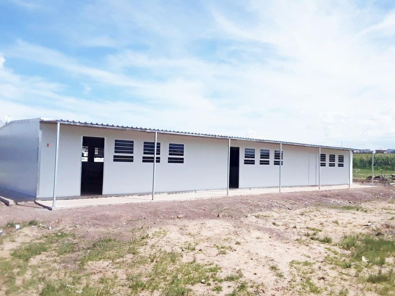 prefabricated Structures / parkhomes / prefab classrooms