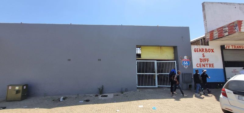 Krugersdorp Central | Commercial Warehouse To Let