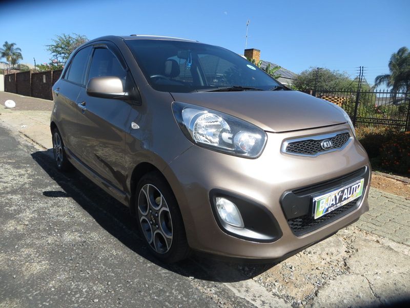 2014 Kia Picanto 1.2 EX, Brown with 64000km available now!