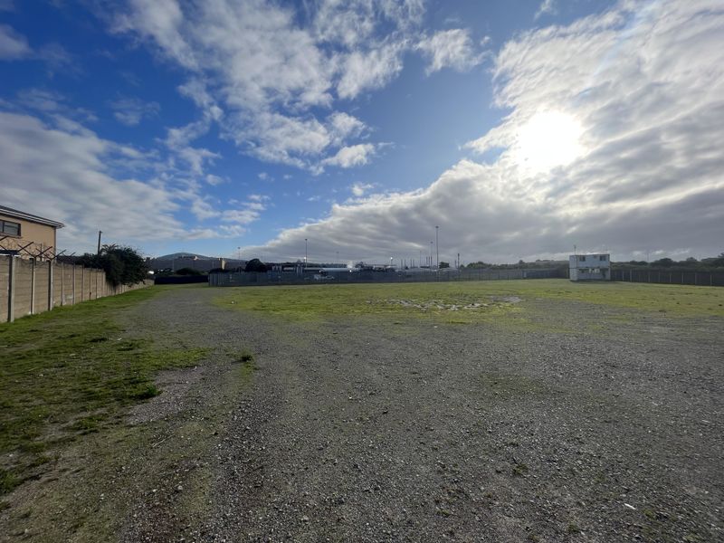 6,536m² Vacant Land To Let in Parow Industrial