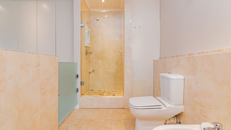 2 Bedroom apartment in Johannesburg Central To Rent