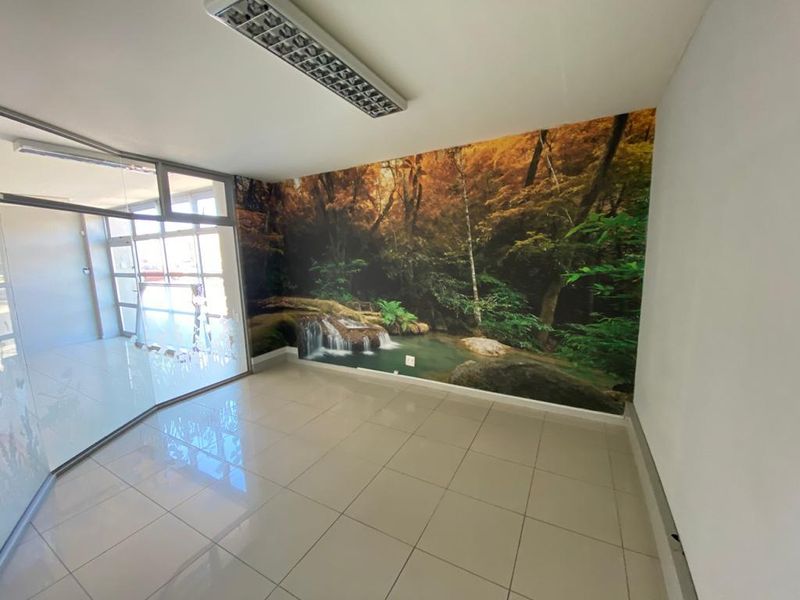 NORTHGATE ESTATE | A-GRADE SHOWROOM AND OFFICE SPACE TO RENT ON GOLD SREET, PAARDEN EILAND
