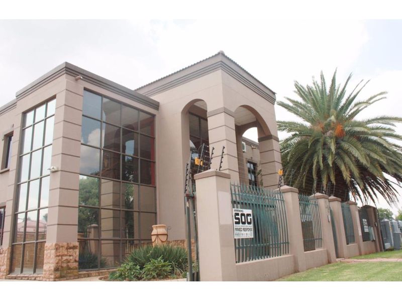Prime Double Story Office bulding in the Heart of Alberton