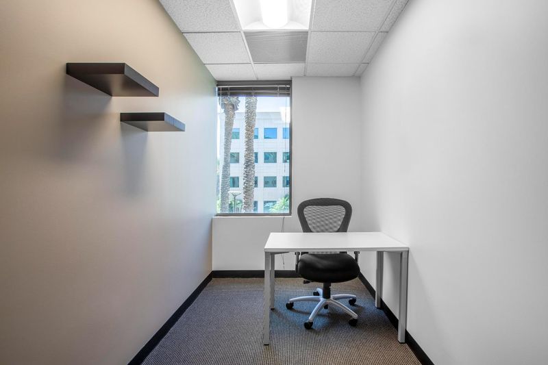 Private office space for 1 person in Regus Waterfall City