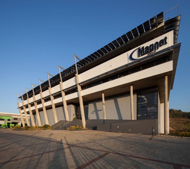 584m² Commercial To Let in Riverhorse at R105.00 per m²