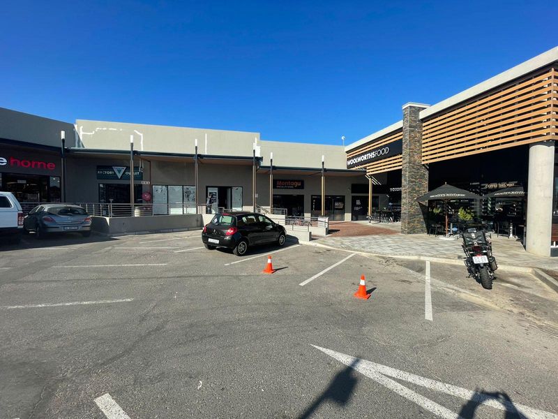 BRACKENFELL CORNER SHOPPING CENTRE | RETAIL SPACE TO RENT ON FRANS CONRADIE DRIVE, BRACKENFELL
