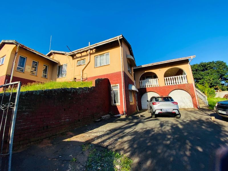 House in Isipingo Hills For Sale