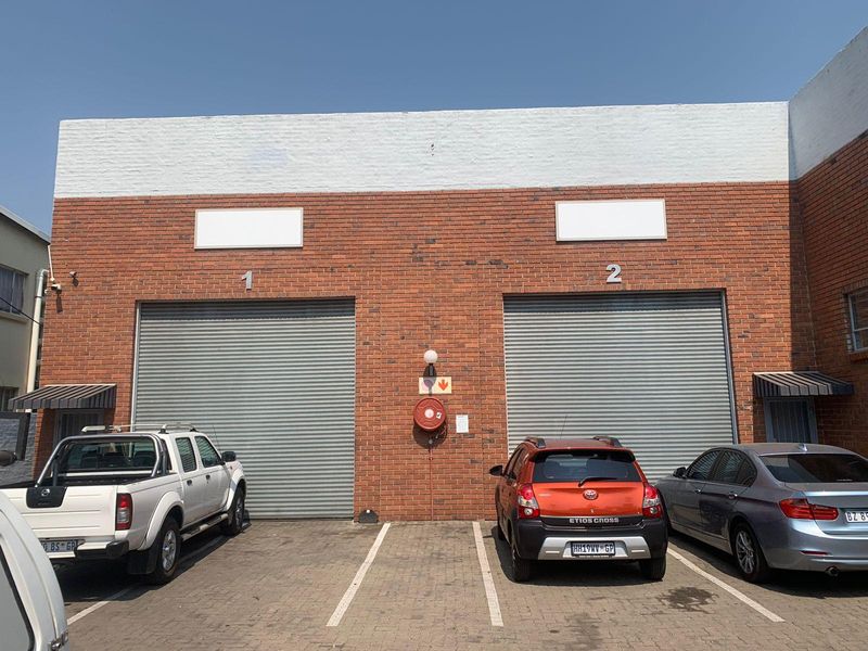 Two joint Industrial units for rent in Wynberg