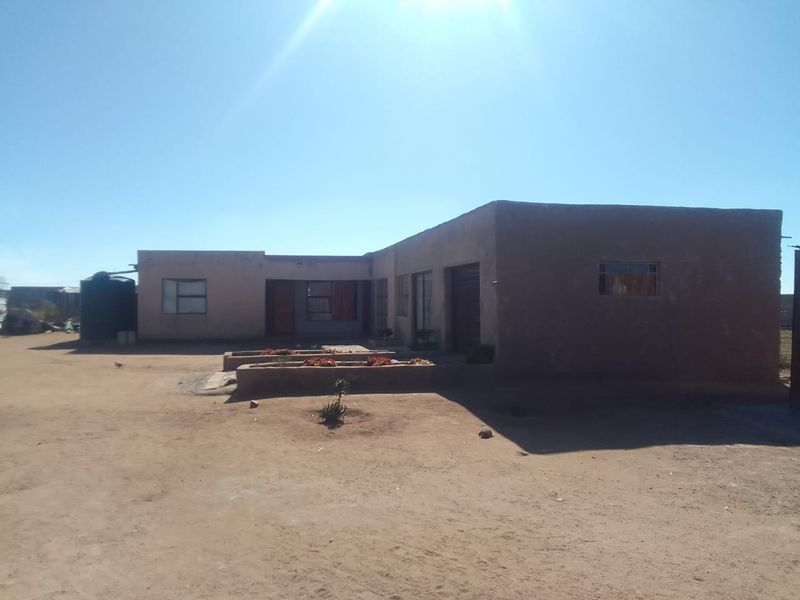 Rural home in Kwa Mhlanga available for sale